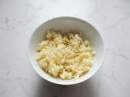 Расстегаи с рисом – вкусная выпечка русской кухни